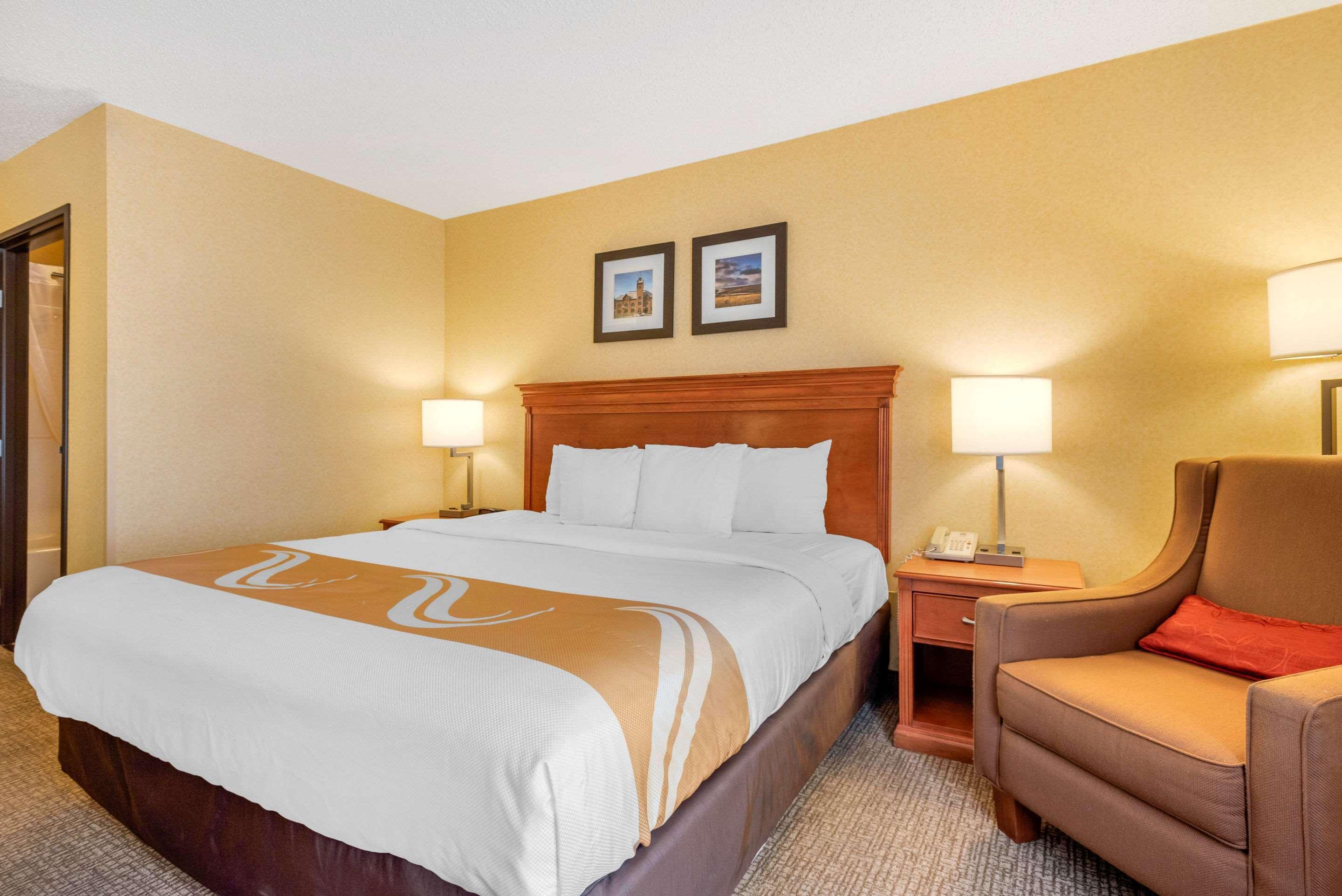 Quality Inn I-25 Pueblo Bagian luar foto