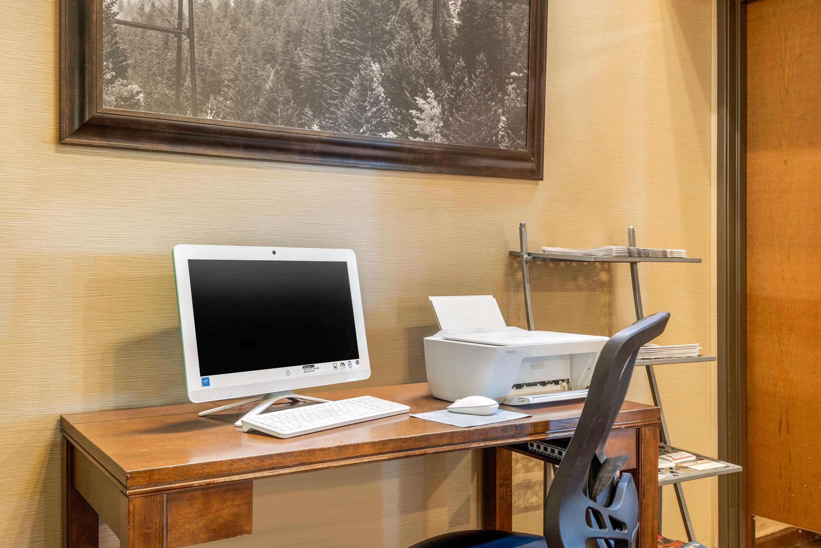 Quality Inn I-25 Pueblo Bagian luar foto