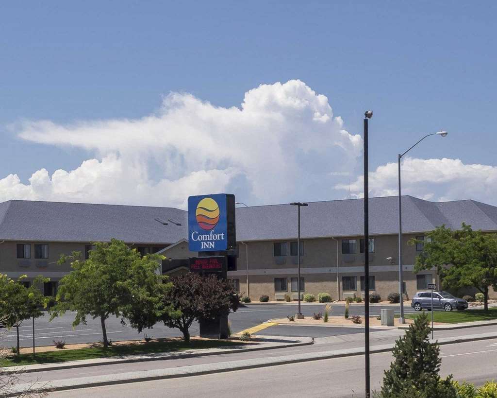 Quality Inn I-25 Pueblo Bagian luar foto